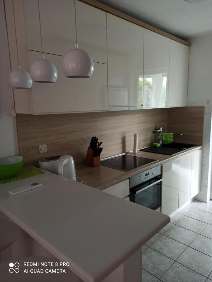 Apartman Robertino 1966 Makarska Bagian luar foto