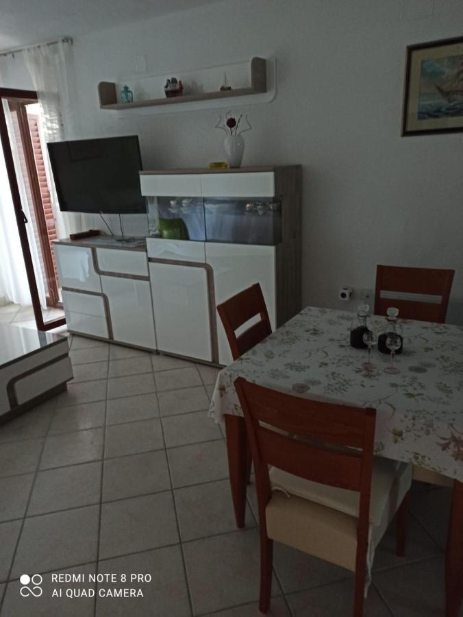 Apartman Robertino 1966 Makarska Bagian luar foto